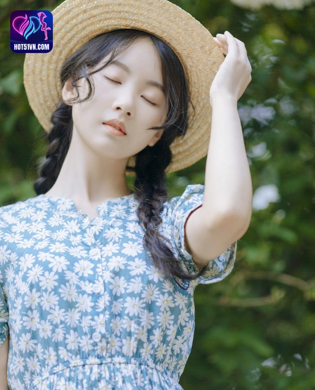 Ai Han Star Chinese Livestream Hot51: Khám Phá Sức Hút Đặc Biệt Của Ứng Dụng Livestream Nổi Tiếng. Charming girl and adorable. 3 - Hot51 Ai Han-hotlive