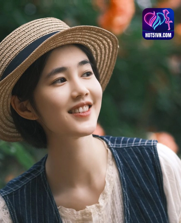 Fan Fan Chinese Livestream Hot51: Thế Giới Giải Trí Trực Tuyến Sôi Động Charming and lovely girl. 1 - Hot51 You are currently viewing Fan Fan Chinese Livestream Hot51: Thế Giới Giải Trí Trực Tuyến Sôi Động Charming and lovely girl.