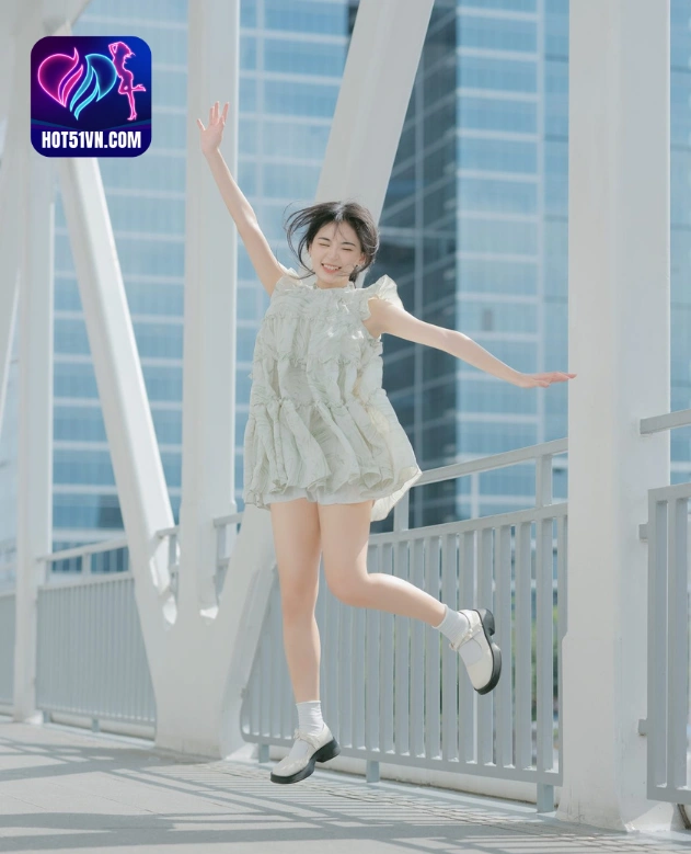 Xia Nian Yi: Khi Sự Thú Vị Gặp Gỡ Công Nghệ - Tìm Hiểu Về Ứng Dụng YYLive, App QQ Live, và MMLive Show Gorgeous and charming girl 6 - Hot51 Xia Nian Yi-hotlive51