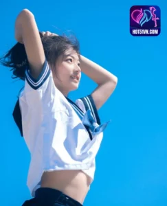 Read more about the article Bí Mật của Ci Qiu Chinese Livestream Hot51: Download HotLive Mod, 33Win, 567Live Beautiful and lovely girl.