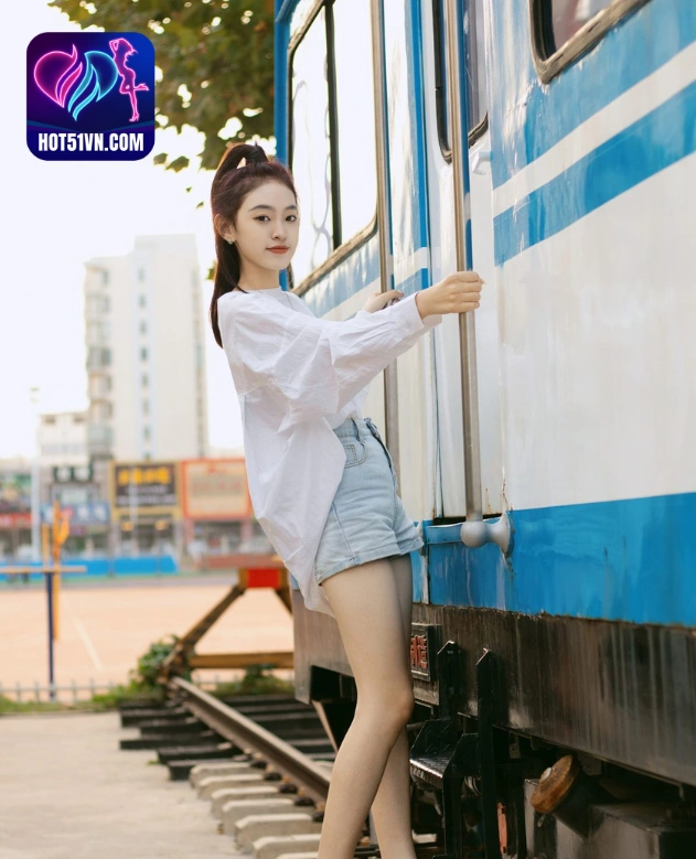 Yi Yi Chinese Livestream Hot51: Bí Mật Của Sự Thành Công, Charming and gorgeous girl. 4 - Hot51 Yi Yi-hotlive