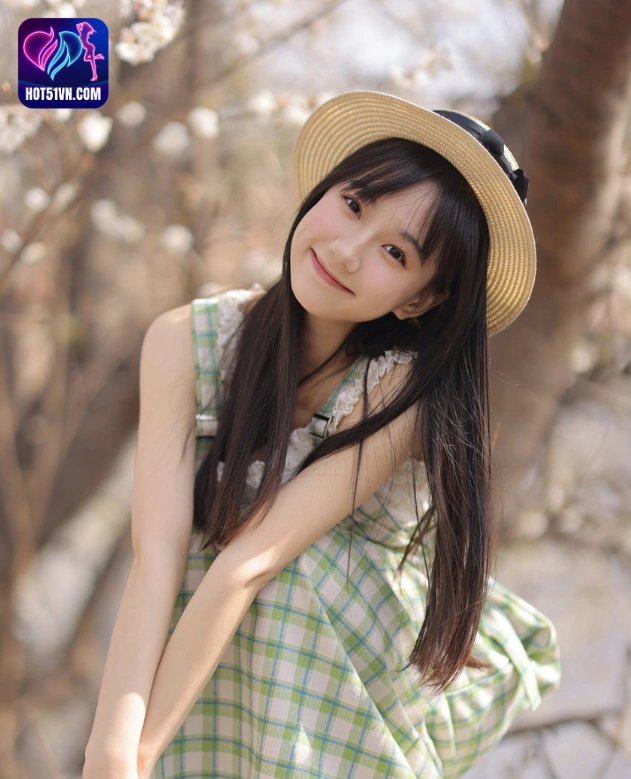Yi Ke Hao Star Chinese Livestream Hot51: Sức Hút Đỉnh Cao Của Ứng Dụng Mmlive, QQ8888 Live Trên iOS beauiful girl and charming. 7 - Hot51 Yi Ke Hao-hot51
