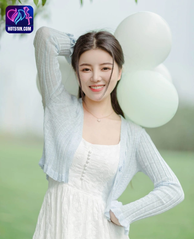 Đánh Giá Chi Tiết Zhen Zhen Star Chinese Livestream Hot51: Có Nên Sử Dụng Hotlive Mod và Cách Hack IOS beautiful girl. 7 - Hot51 Zhen Zhen-hot51
