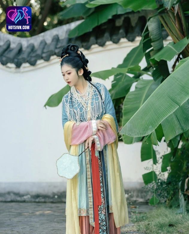 Khám Phá Sự Thần Kỳ của Shen Shi Si Star Trong Thế Giới Livestream Trực Tuyến: Đánh Bại Cảm Xúc với Hot51 Live beautiful girl live show. 4 - Hot51 Shen Shi Si-hot51