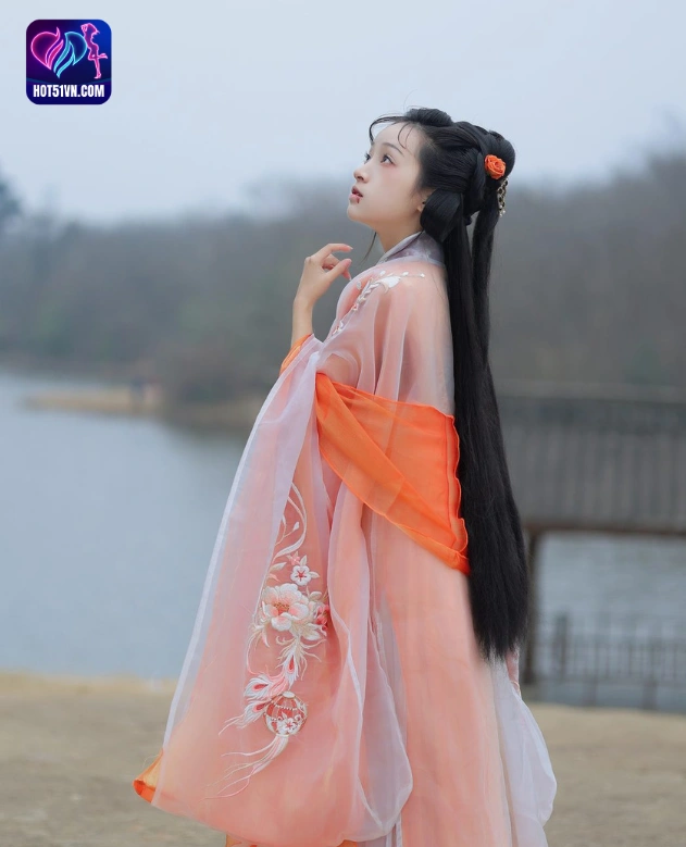 Đánh giá chi tiết Jun Yin Lan Star Chinese Livestream Hot51: Tải QQ Live, Mod QQLive và MMLive Mod beautiful girl. 7 - Hot51 Jun Yin Lan-hot51