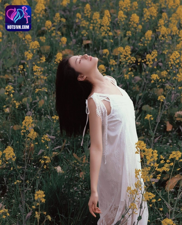 Sức Hút Đầy Bí Ẩn Của Yang Jia Xin Trên Ứng Dụng MMLive và QQ8888 Live Charming and Beautiful girl. 2 - Hot51 Yang Jia Xin-hot51