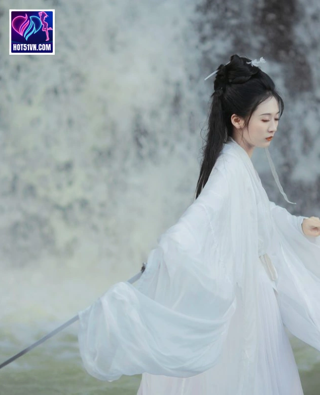 Shu Pian Yi Star: Livestream Hot51 - Kết Nối Sáng Tạo và Đẳng Cấp 3 - Hot51 Shu Pian Yi-hotlive51