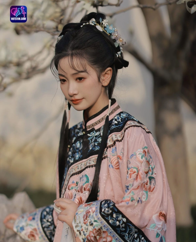 Zhang Zilin và Sự Nổi Bật Của Livestream Hot51: Từ Hotlive Đến YY Live 8 - Hot51 Zhang Zilin-hot51