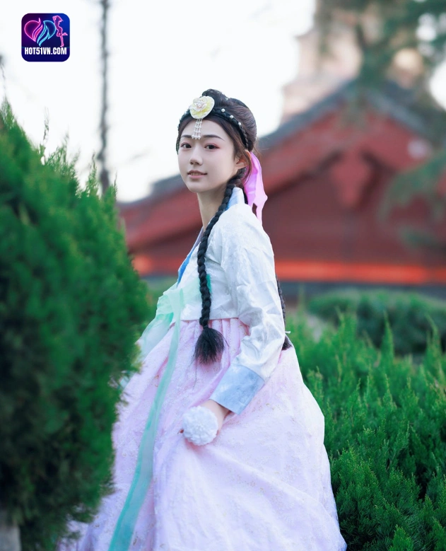 Zhou Xun Star Chinese super Livestream Hot51: Từ MMLive Đến Các Nền Tảng Livestream Nổi Bật 1 - Hot51 You are currently viewing Zhou Xun Star Chinese super Livestream Hot51: Từ MMLive Đến Các Nền Tảng Livestream Nổi Bật