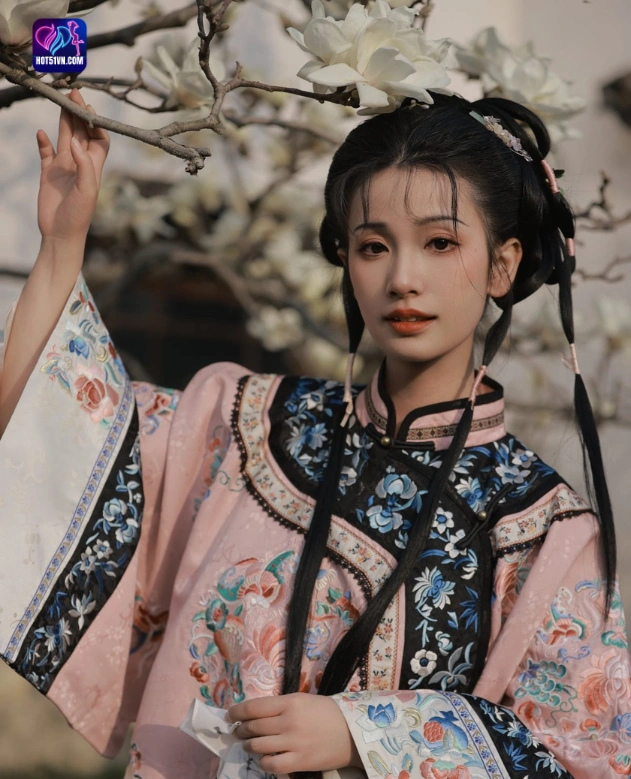 Zhang Zilin và Sự Nổi Bật Của Livestream Hot51: Từ Hotlive Đến YY Live 3 - Hot51 Zhang Zilin-hot51